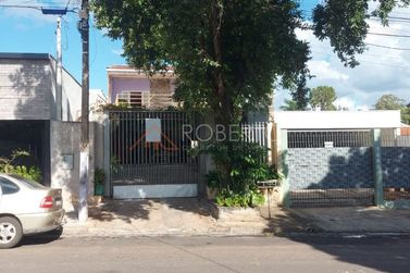Sobrado &agrave; venda - 318m&sup2; - Centro