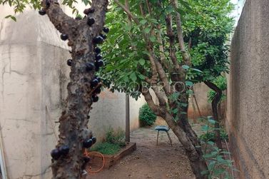 Casa &agrave; venda - 428m&sup2; - Jardim Ouro Branco