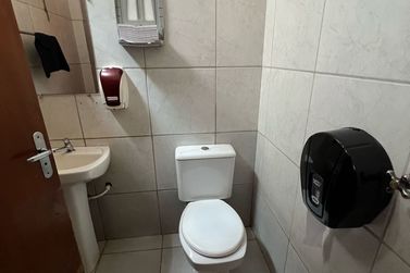 Ponto Comercial para alugar - 337m&sup2; - Centro