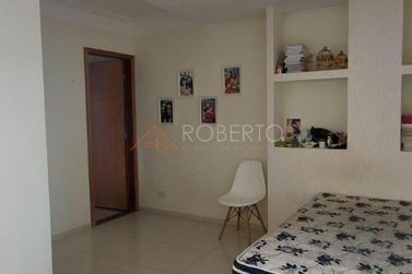 Sobrado &agrave; venda - 600m&sup2; - Jardim Ouro Branco