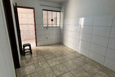 Casa para alugar - 45m&sup2; - Jardim Santos Dumont