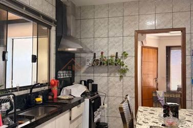 Casa &agrave; venda - 303m&sup2; - Conjunto Habitacional Sumar&eacute; (Sumar&eacute;)