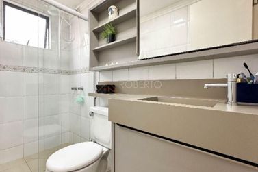 Apartamento &agrave; venda - 102m&sup2; - Meia Praia