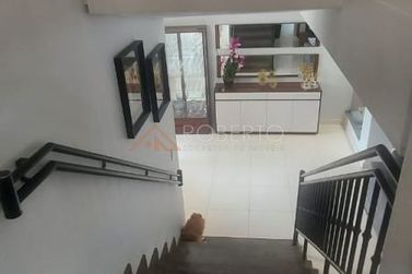 Sobrado &agrave; venda - 246m&sup2; - Jardim Igua&ccedil;u