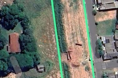 Terreno &agrave; venda - 330m&sup2; - Monte Cristo