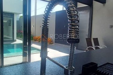 Casa &agrave; venda - 390m&sup2; - MONTE CRISTO