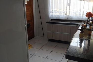 Casa &agrave; venda - 90m&sup2; - Sumar&eacute;