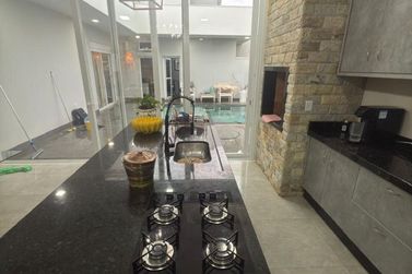 Casa &agrave; venda - 230m&sup2; - Condom&iacute;nio Arauc&aacute;ria