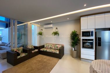 Casa &agrave; venda - 267m&sup2; - Condom&iacute;nio Flamboyant