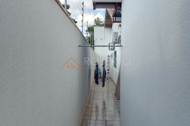 Casa &agrave; venda - 428m&sup2; - Jardim Ouro Branco