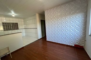 Casa &agrave; venda - 200m&sup2; - H&eacute;lio Lopes
