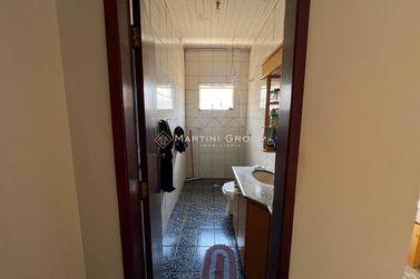 Casa &agrave; venda - 600m&sup2; - Jardim Santos Dumont