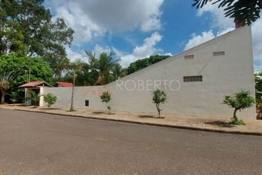 Casa &agrave; venda - 675m&sup2; - Jardim Novo Ouro Branco