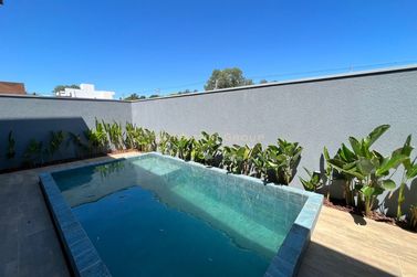 Casa &agrave; venda - 187m&sup2; - Condom&iacute;nio Bougainville