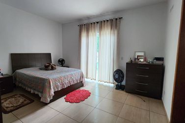 Casa &agrave; venda - 142m&sup2; - Jardim Igua&ccedil;u