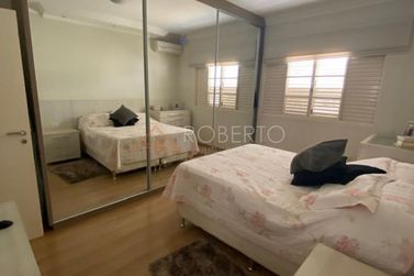 Casa &agrave; venda - 375m&sup2; - Jardim Guanabara