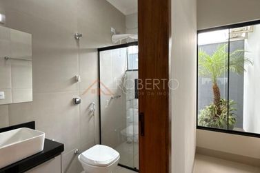 Casa &agrave; venda - 300m&sup2; - Jardim O&aacute;sis