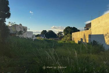 Terreno &agrave; venda - 600m&sup2; - Jardim Santos Dumont