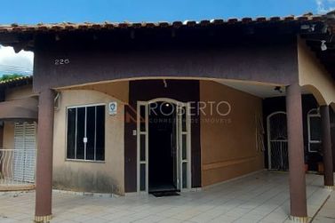 Casa &agrave; venda - 851m&sup2; - Jardim Santos Dumont