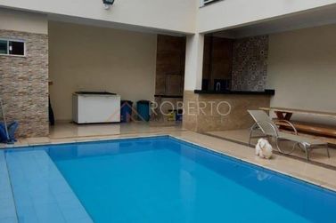Sobrado &agrave; venda - 600m&sup2; - Jardim Ouro Branco