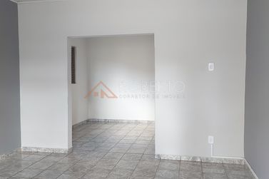 Casa &agrave; venda - 450m&sup2; - Centro