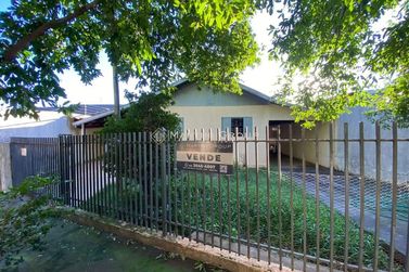 Casa &agrave; venda - 155m&sup2; - Jardim Tupaceretan