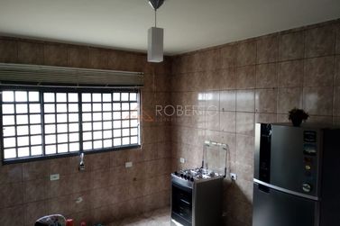 Casa &agrave; venda - 297m&sup2; - Centro