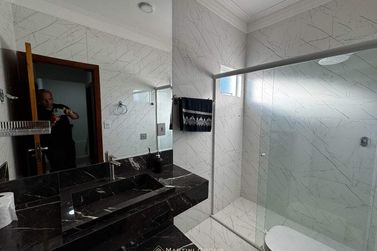 Sobrado para alugar - 306m&sup2; - Jardim Simara