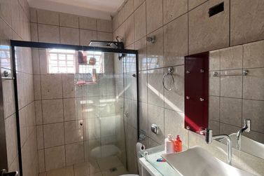 Sobrado &agrave; venda - 450m&sup2; - Jardim O&aacute;sis