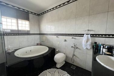 Casa &agrave; venda - 400m&sup2; - Condom&iacute;nio Deltaville
