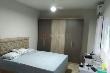 Casa &agrave; venda - 297m&sup2; - Centro