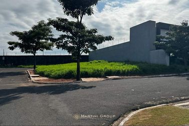 Terreno &agrave; venda - 406m&sup2; - Condom&iacute;nio Parthenon