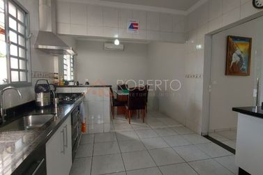 Casa &agrave; venda - 428m&sup2; - Jardim Ouro Branco
