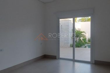 Casa &agrave; venda - 450m&sup2; - Jardim Asa Branca