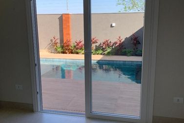 Casa &agrave; venda - 210m&sup2; - Residencial San Lorenzzo