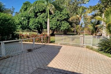 Ch&aacute;cara &agrave; venda - 30000m&sup2; - Jardim Sumar&eacute;