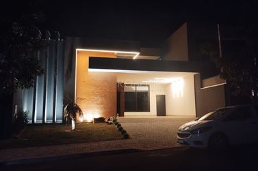 Casa &agrave; venda - 360m&sup2; - MONTE CRISTO