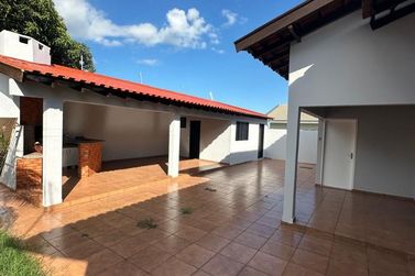 Casa &agrave; venda - 195m&sup2; - Jardim Vera Cruz