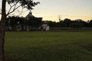 Terreno &agrave; venda - 424m&sup2; - Condom&iacute;nio Bougainville