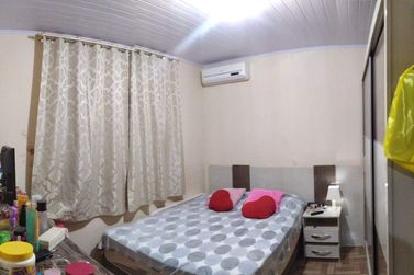 Casa &agrave; venda - 58m&sup2; - Jardim Simone