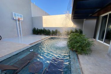 Casa &agrave; venda - 267m&sup2; - Condom&iacute;nio Flamboyant