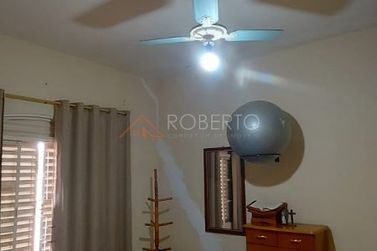 Casa &agrave; venda - 851m&sup2; - Jardim Santos Dumont