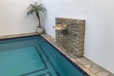 Sobrado &agrave; venda - 420m&sup2; - Centro