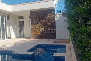 Casa &agrave; venda - 340m&sup2; - MONTE CRISTO