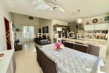 Casa &agrave; venda - 160m&sup2; - Condom&iacute;nio Arauc&aacute;ria
