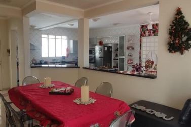 Casa &agrave; venda - 246m&sup2; - Vila S&atilde;o Vicente