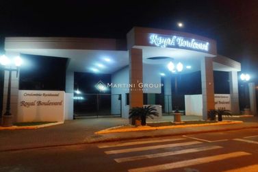 Terreno &agrave; venda - 600m&sup2; - Condom&iacute;nio Royal Boulevard