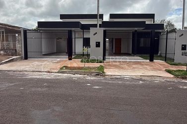 Casa &agrave; venda - 210m&sup2; - Centro