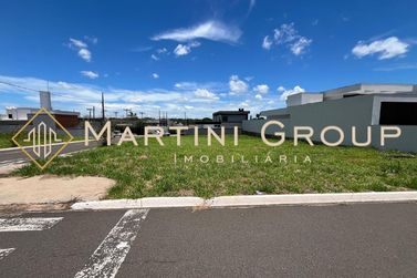Terreno &agrave; venda - 600m&sup2; - Condom&iacute;nio Royal Park