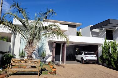 Casa &agrave; venda - 200m&sup2; - Residencial San Lorenzzo